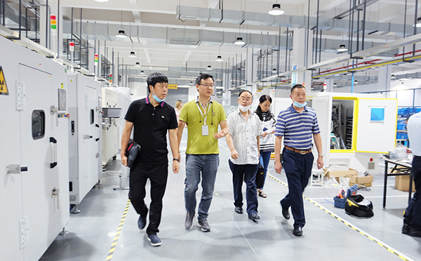 重庆市北碚区一行领导对ng28.com科技总部进行参观调研